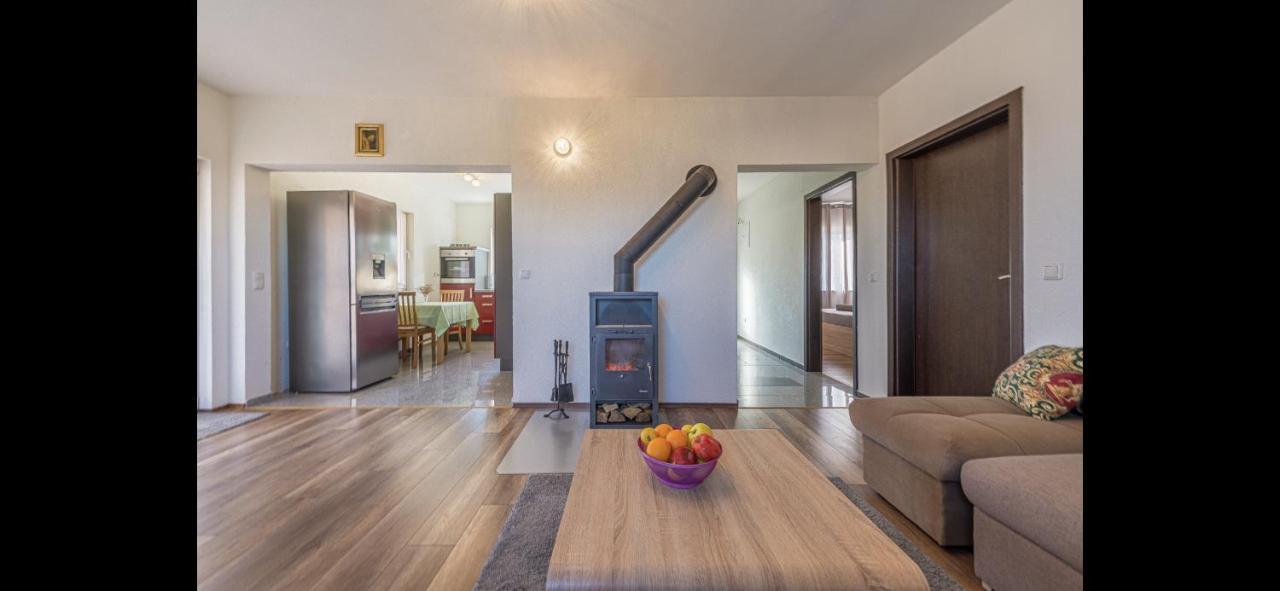 Aurum luxury apartments Vir Extérieur photo